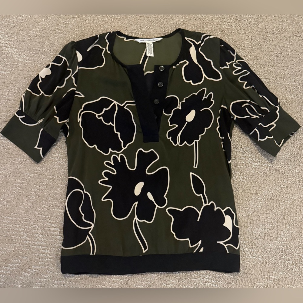 Diane Von Furstenberg Black and Green Floral Blouse
